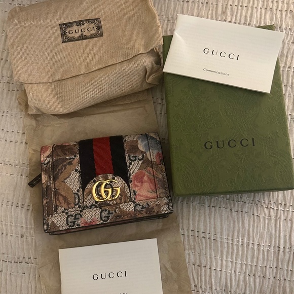 Gucci wallet - Picture 1 of 8